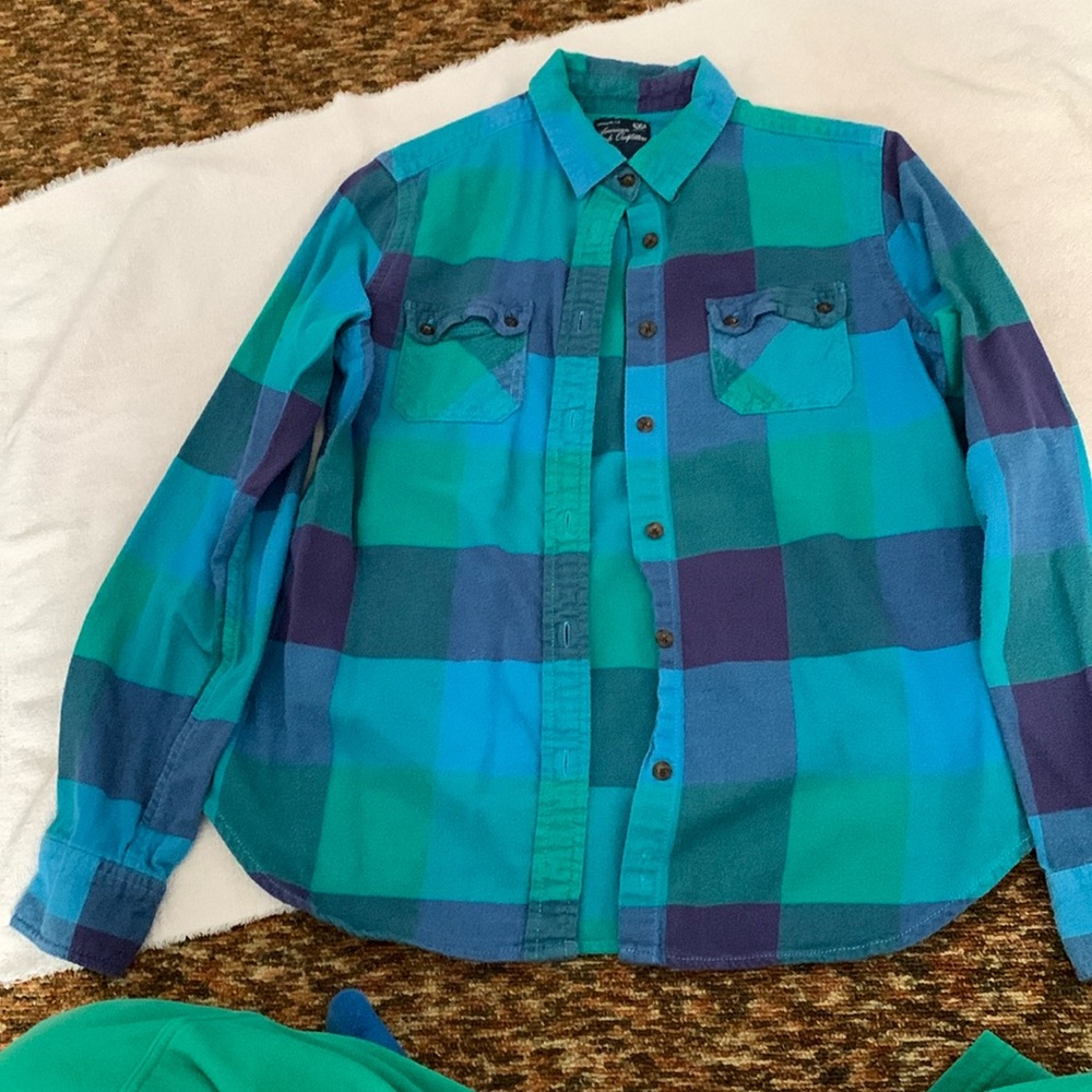 American Eagle flannel plaid shirt